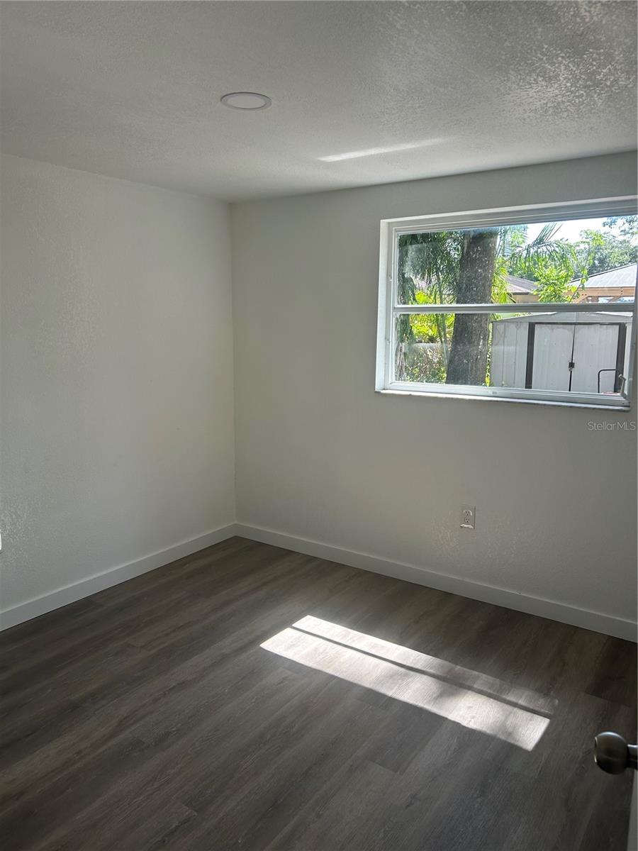 Image 19 of 23 For 4740 Garcia Avenue
