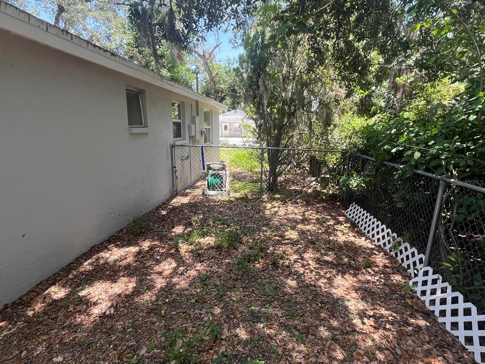 Image 3 of 23 For 4740 Garcia Avenue