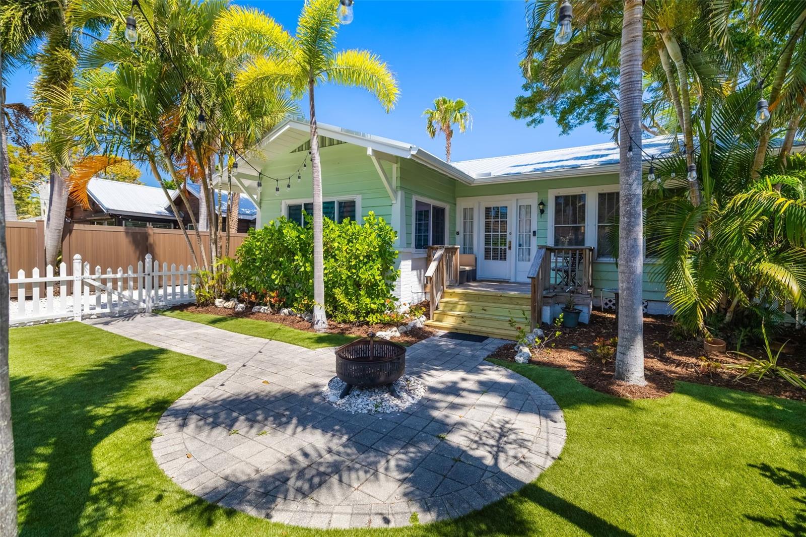 Details for 1871 Prospect Street, SARASOTA, FL 34239