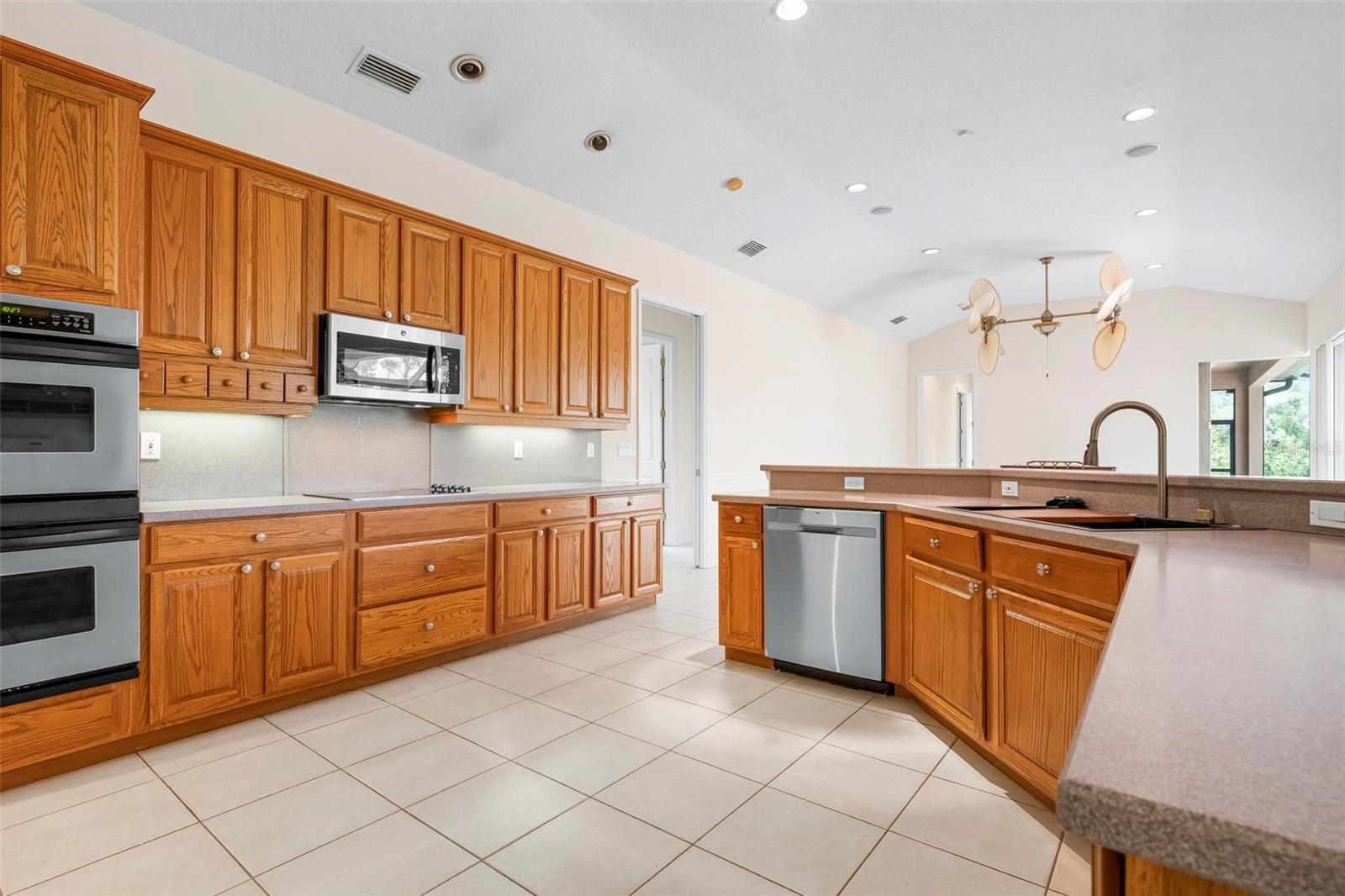 Image 30 of 88 For 8312 Misty Lake Circle