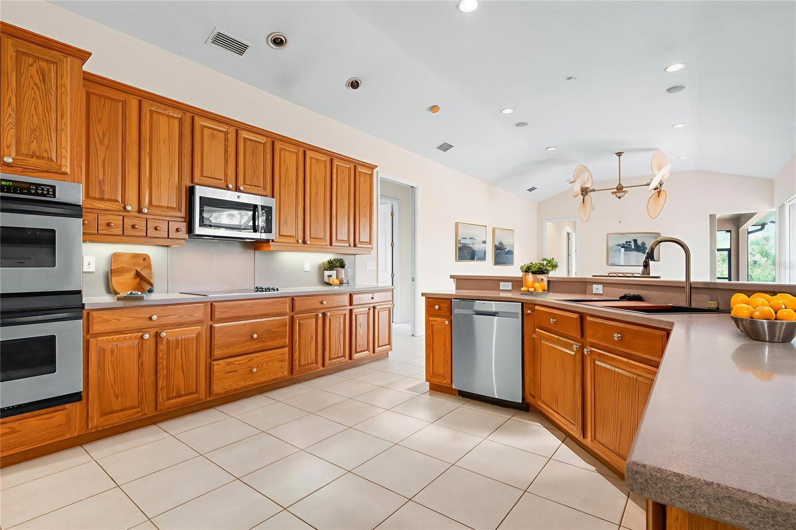 Image 31 of 88 For 8312 Misty Lake Circle
