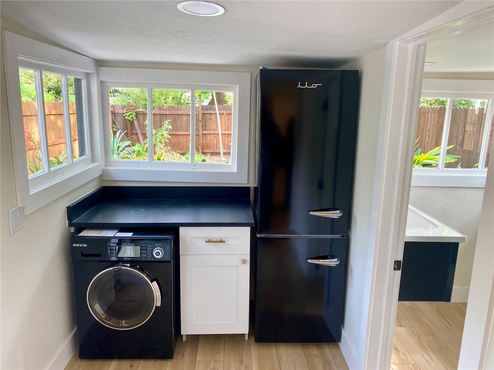 Listing photo id 14 for 1230 35th Street
