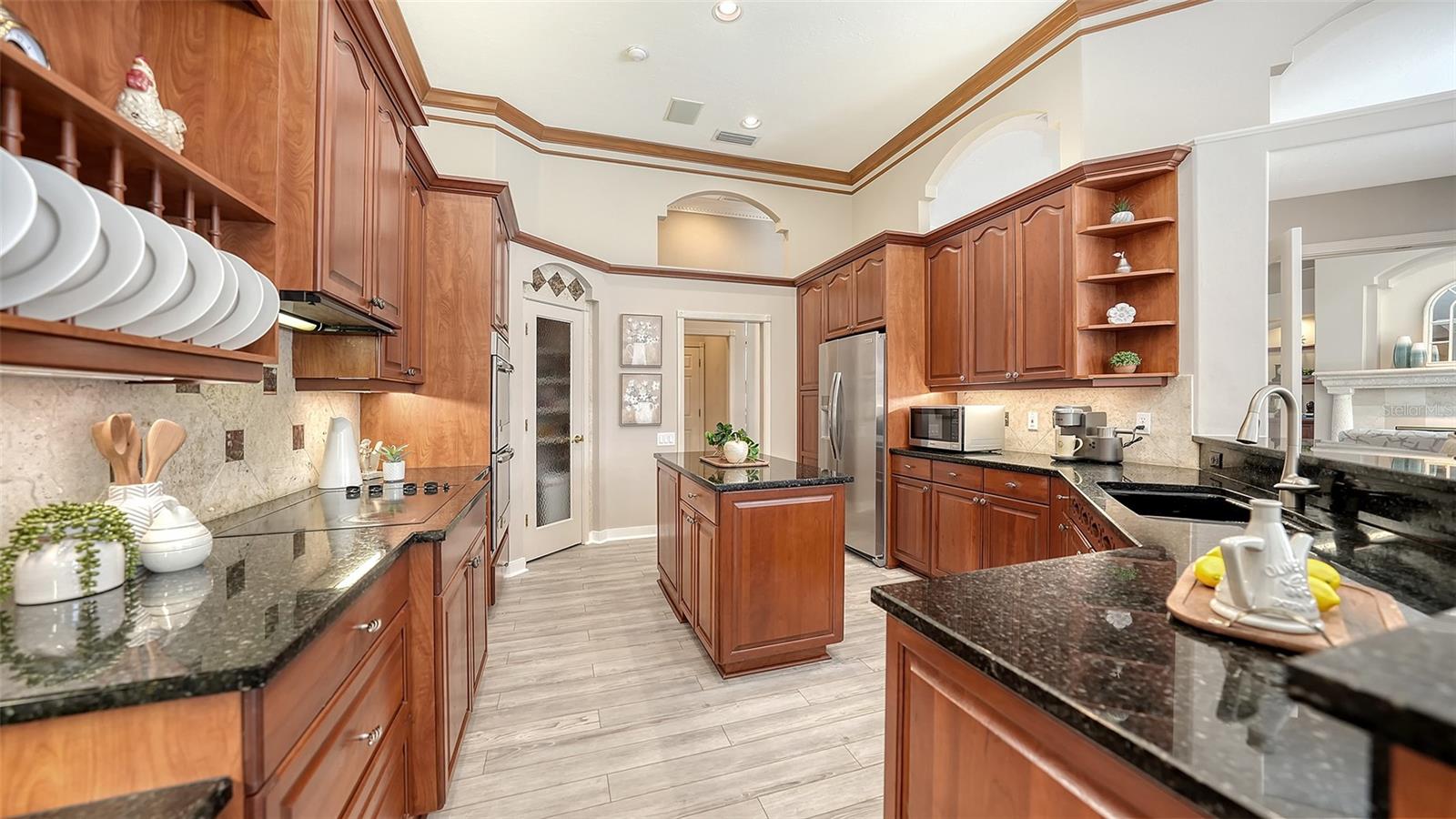 Image 33 of 71 For 6907 River Birch Court