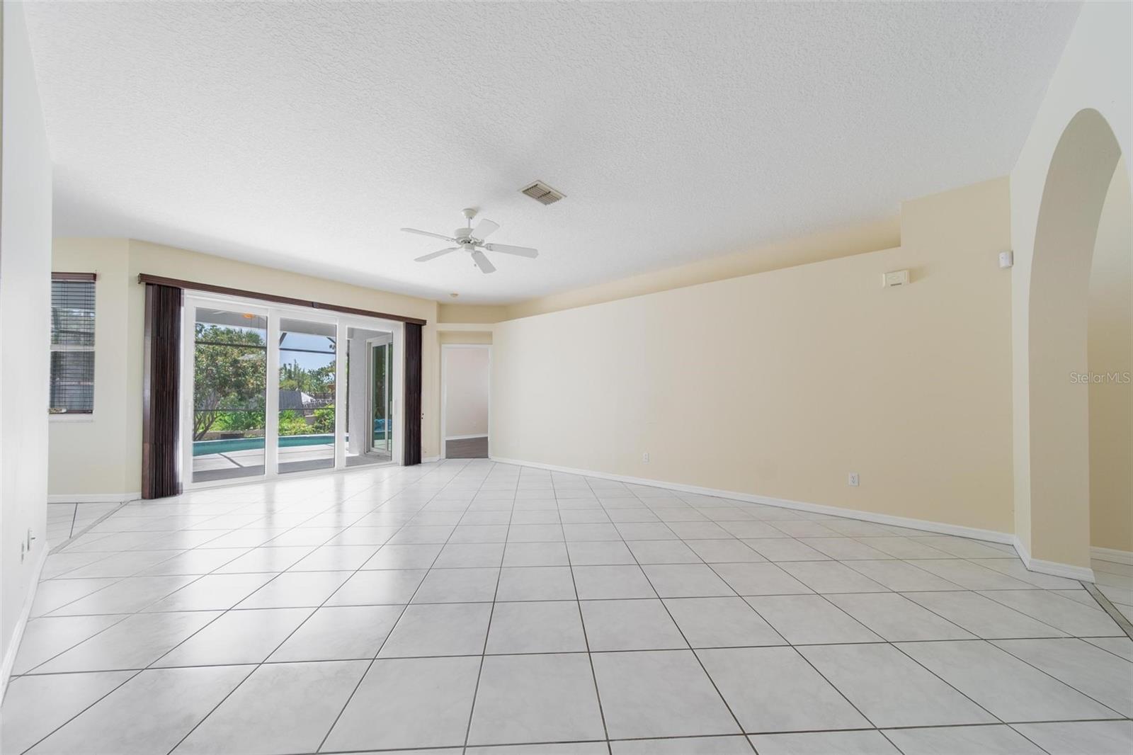 Image 20 of 42 For 5410 Matthew Court