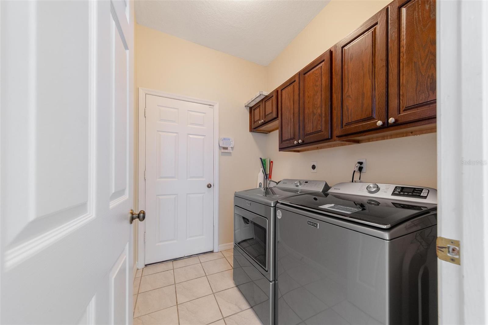 Image 26 of 42 For 5410 Matthew Court