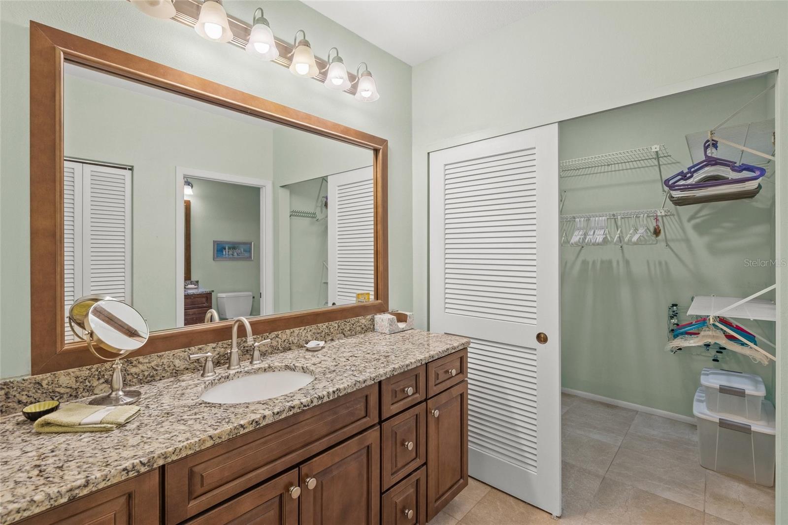 Image 19 of 43 For 4637 Willow Wood Circle 44
