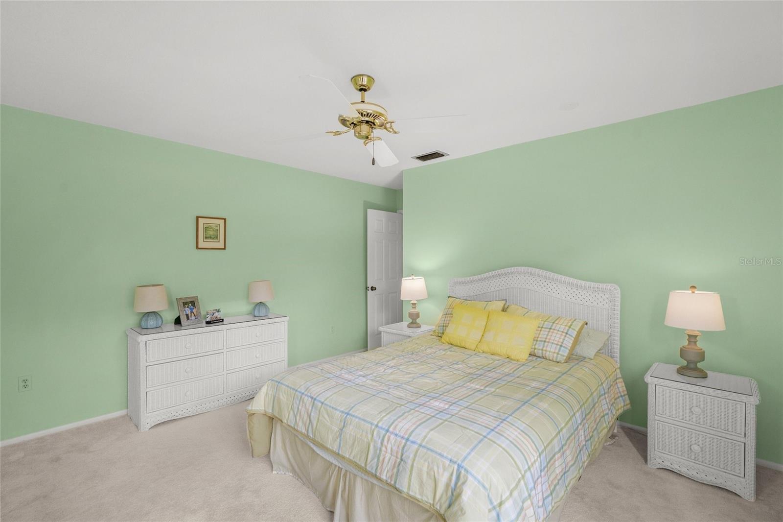 Image 22 of 43 For 4637 Willow Wood Circle 44
