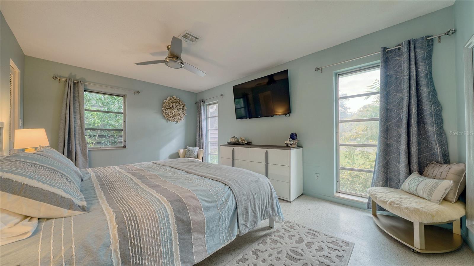 Image 23 of 52 For 613 Buttonwood Drive