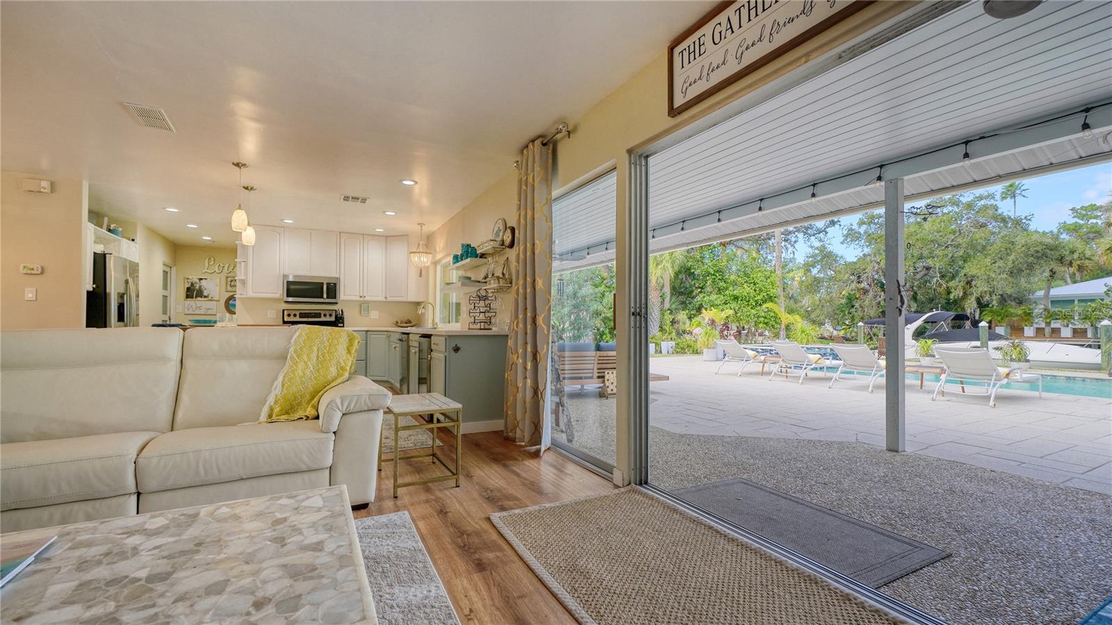 Image 8 of 52 For 613 Buttonwood Drive