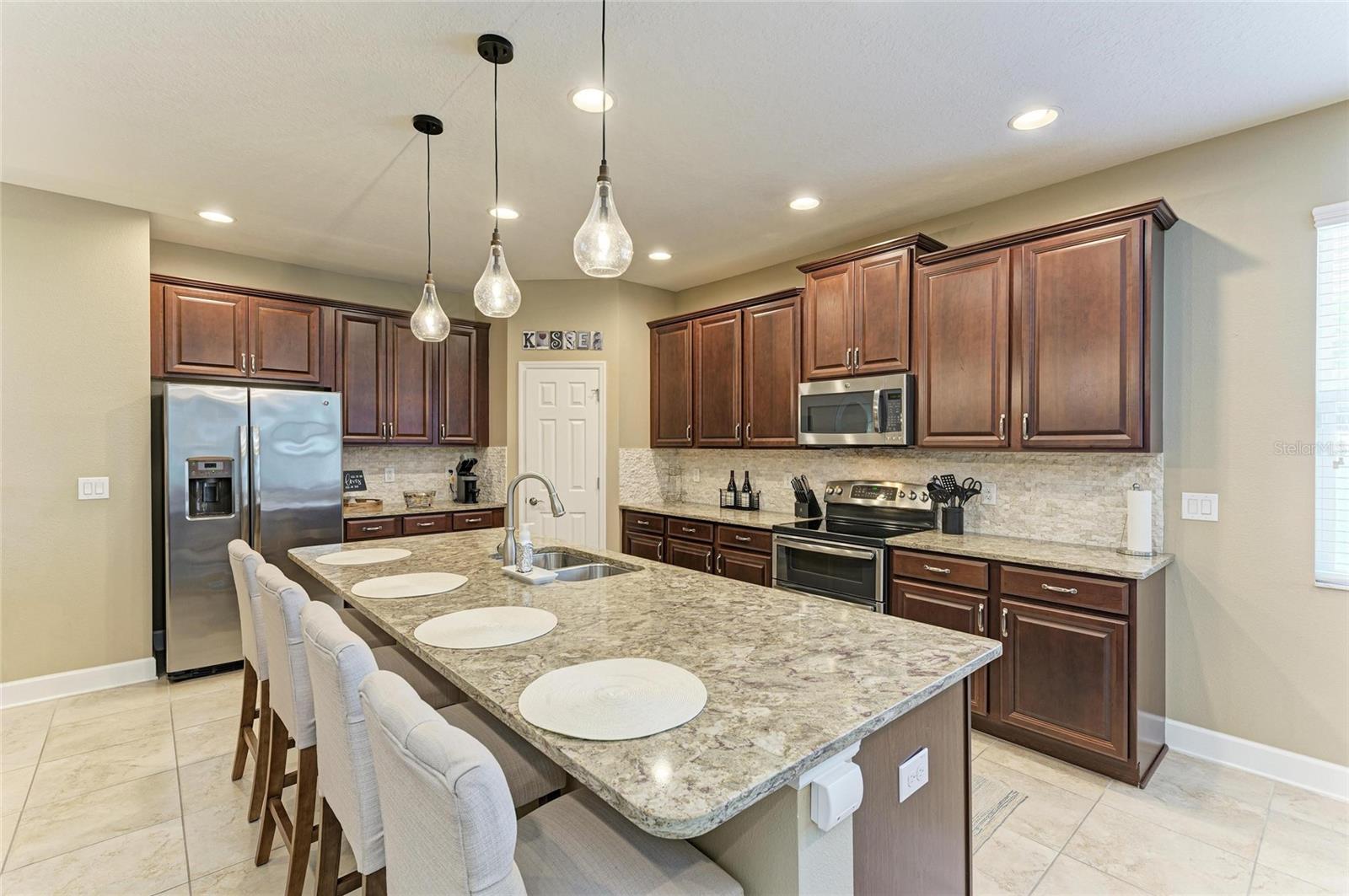 Image 18 of 48 For 5307 65th Terrace E