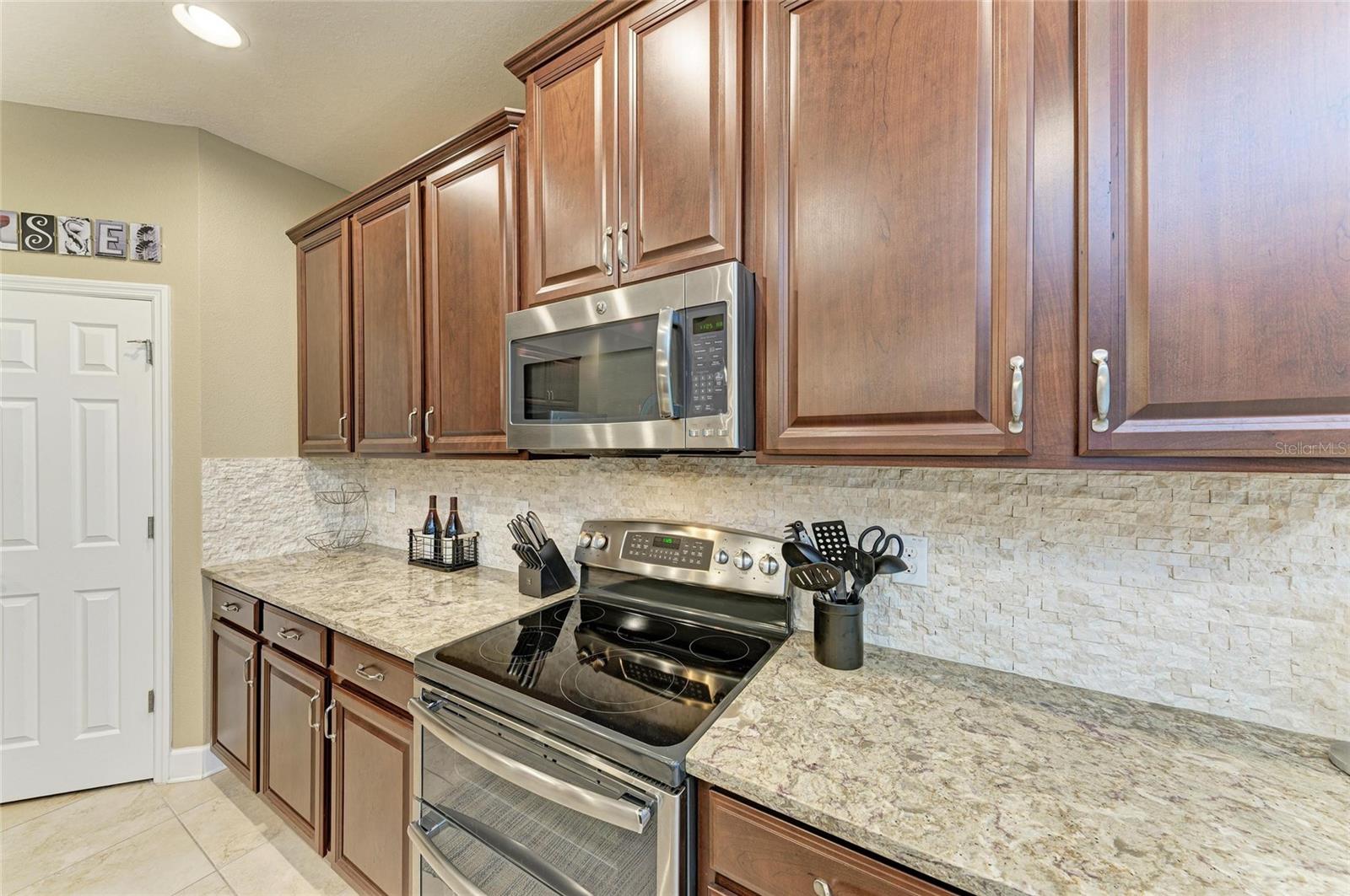 Image 20 of 48 For 5307 65th Terrace E