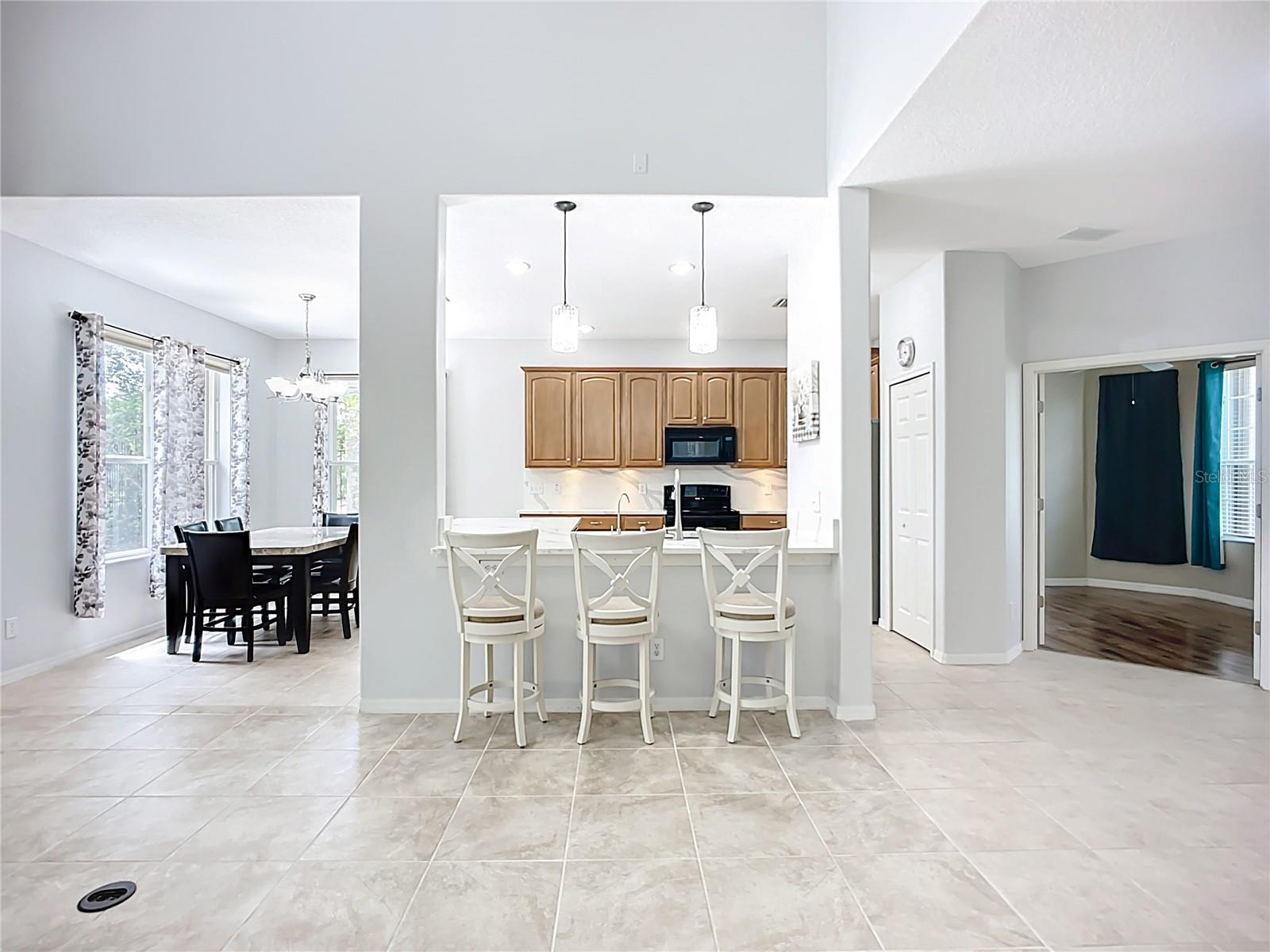 Image 16 of 81 For 6043 44th Court E