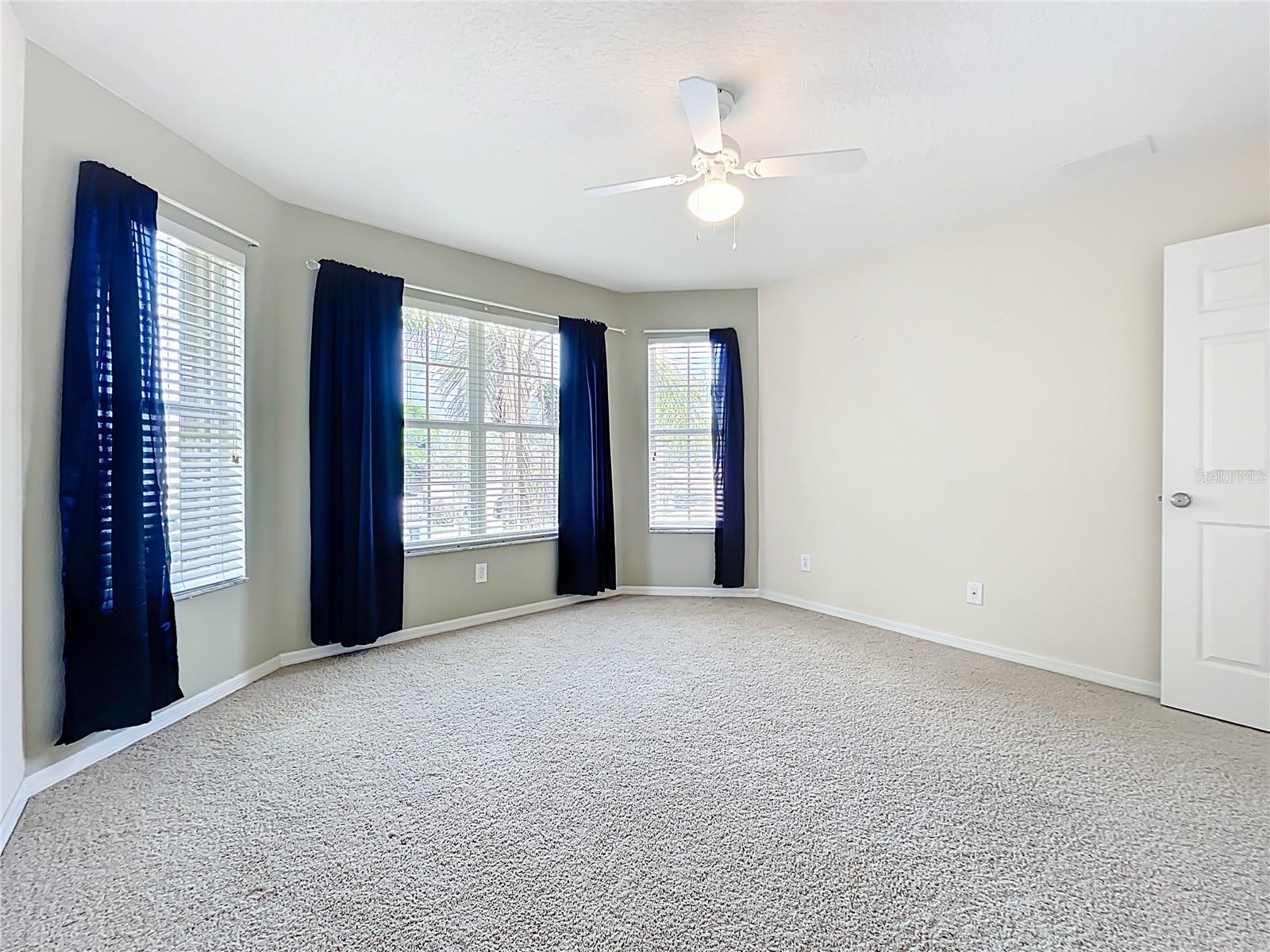 Image 49 of 81 For 6043 44th Court E