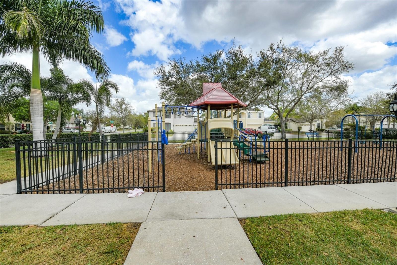 Image 75 of 81 For 6043 44th Court E