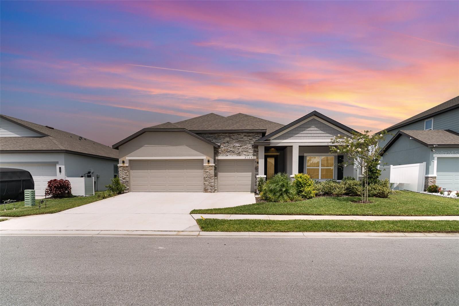 Details for 2108 Citrus Breeze Drive, BRADENTON, FL 34208