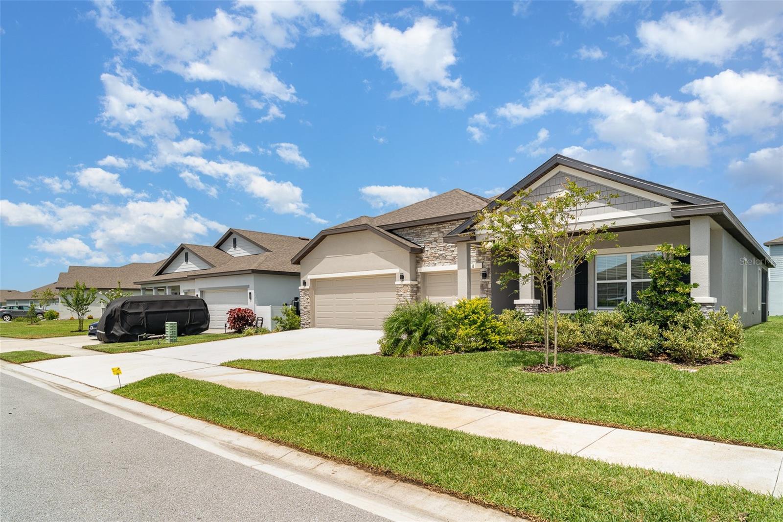 Image 3 of 30 For 2108 Citrus Breeze Drive