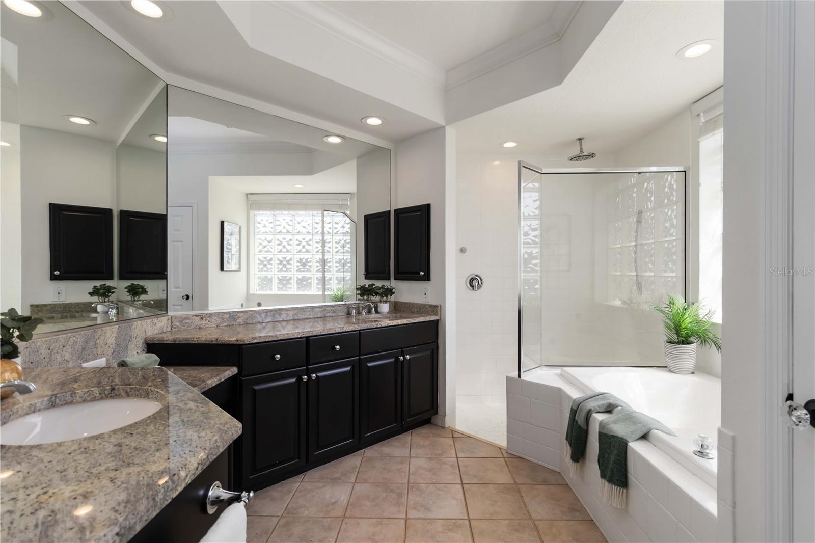 Image 15 of 54 For 5401 Oak Grove Court