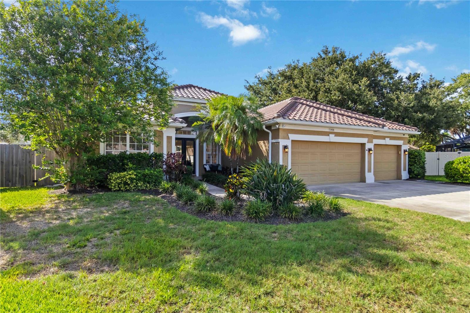 Image 2 of 54 For 5401 Oak Grove Court