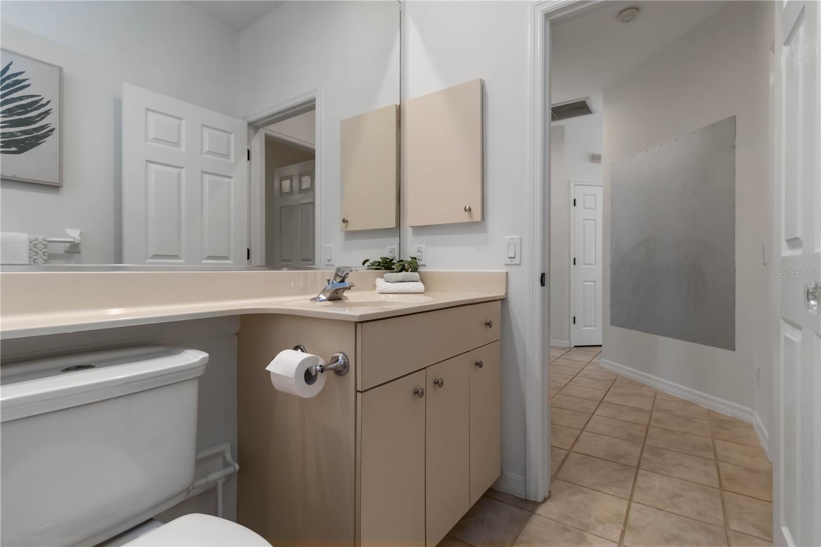 Image 20 of 54 For 5401 Oak Grove Court