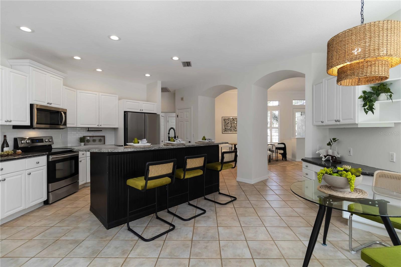 Image 26 of 54 For 5401 Oak Grove Court