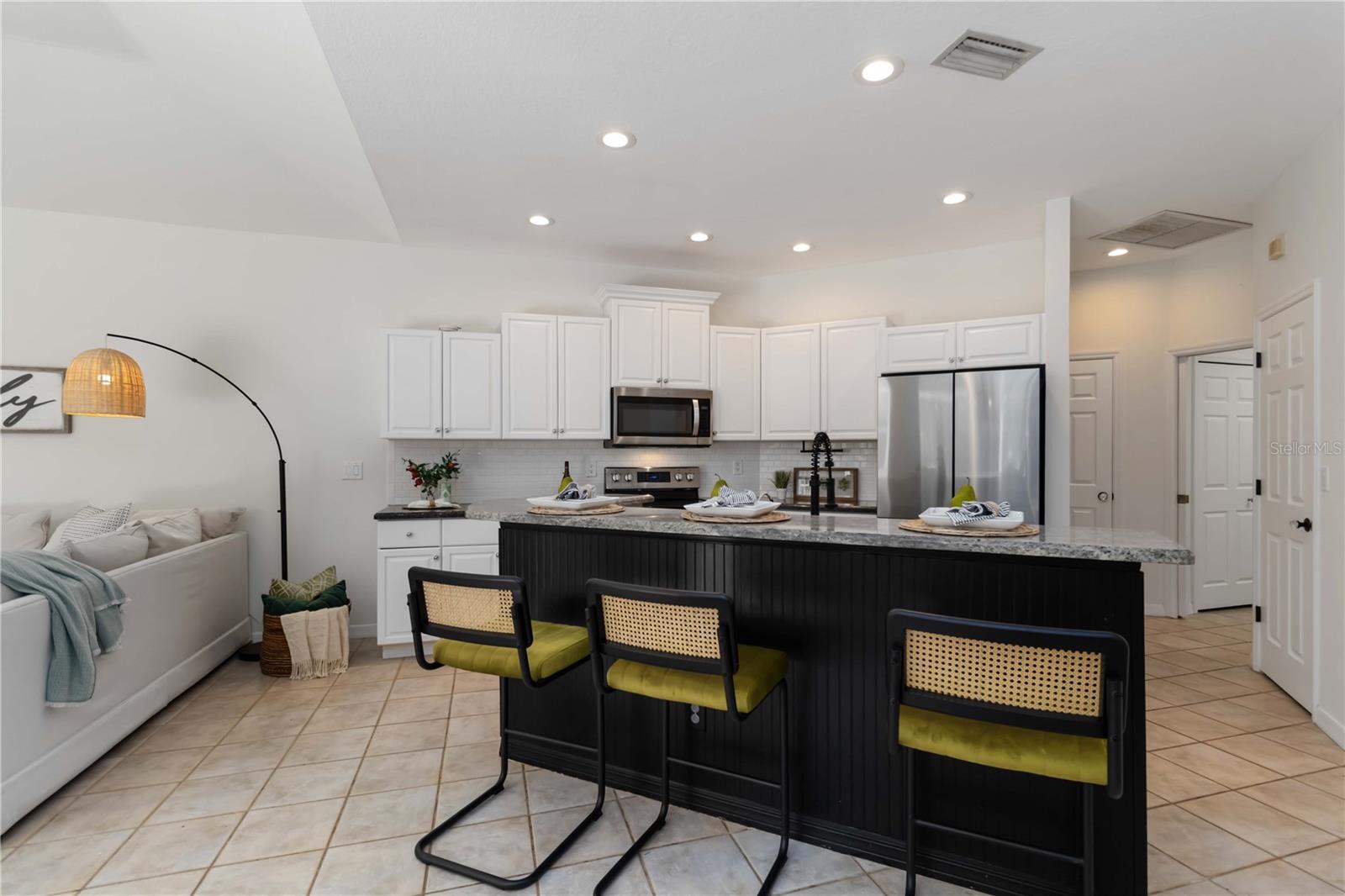Image 30 of 54 For 5401 Oak Grove Court