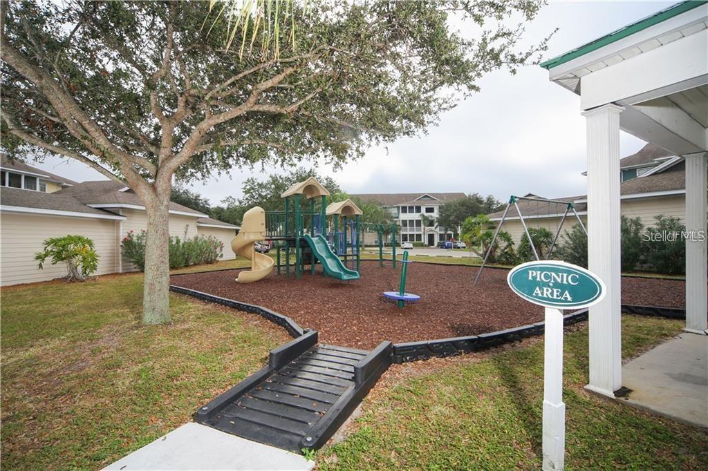 Image 21 of 23 For 4802 51st Street W 1417