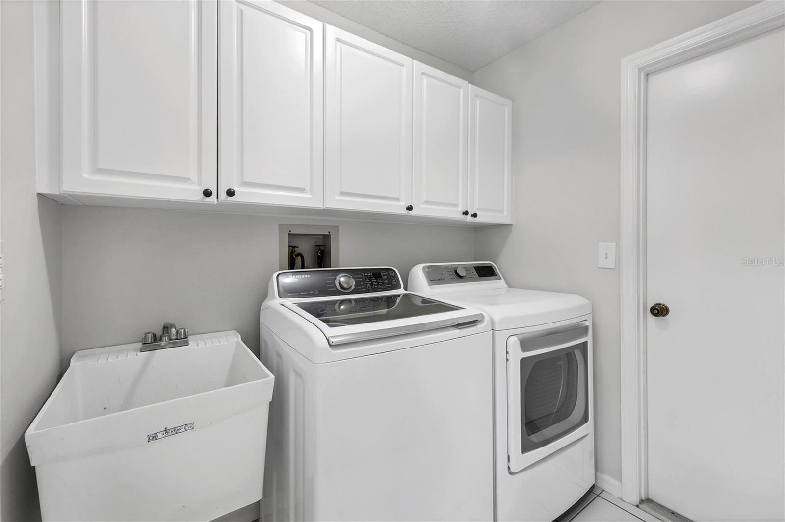 Image 27 of 48 For 6929 Stetson Street Circle
