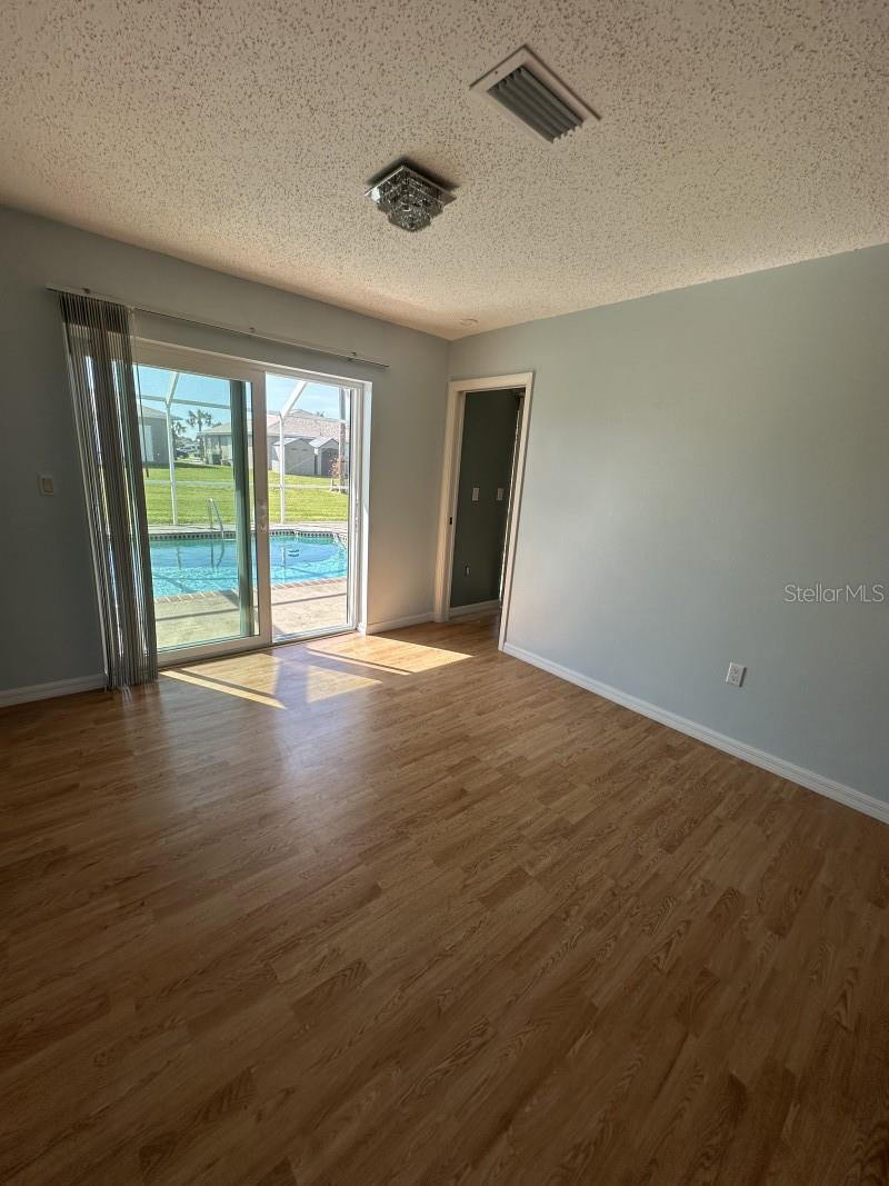 Image 10 of 19 For 18637 Lake Worth Boulevard