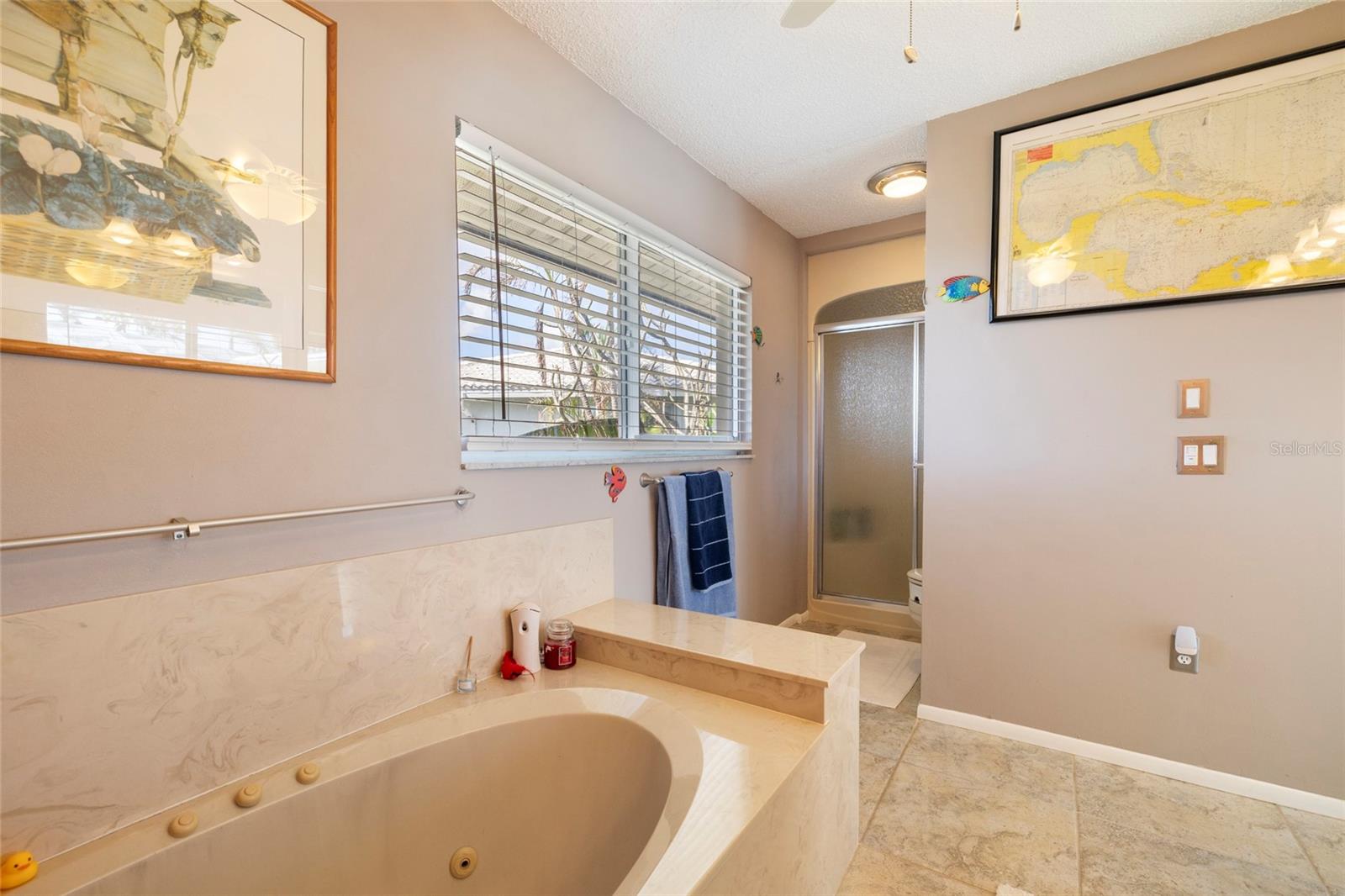 Image 24 of 48 For 2807 Coral Way