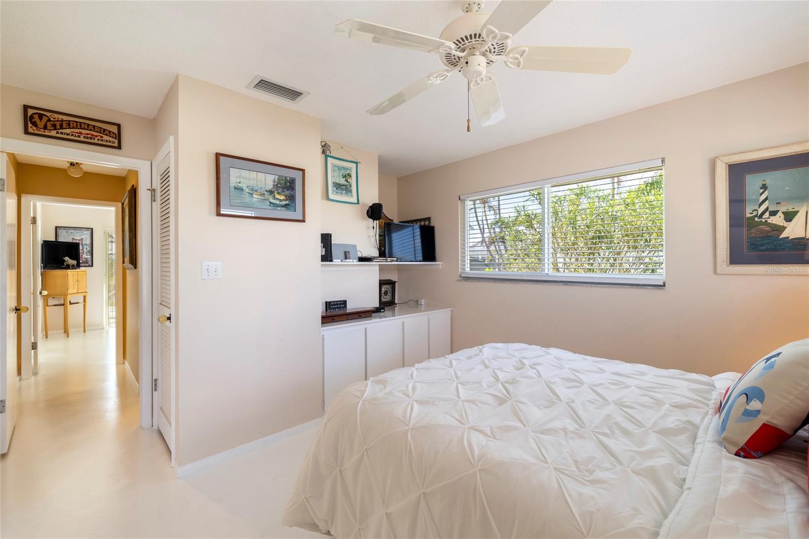 Image 32 of 48 For 2807 Coral Way
