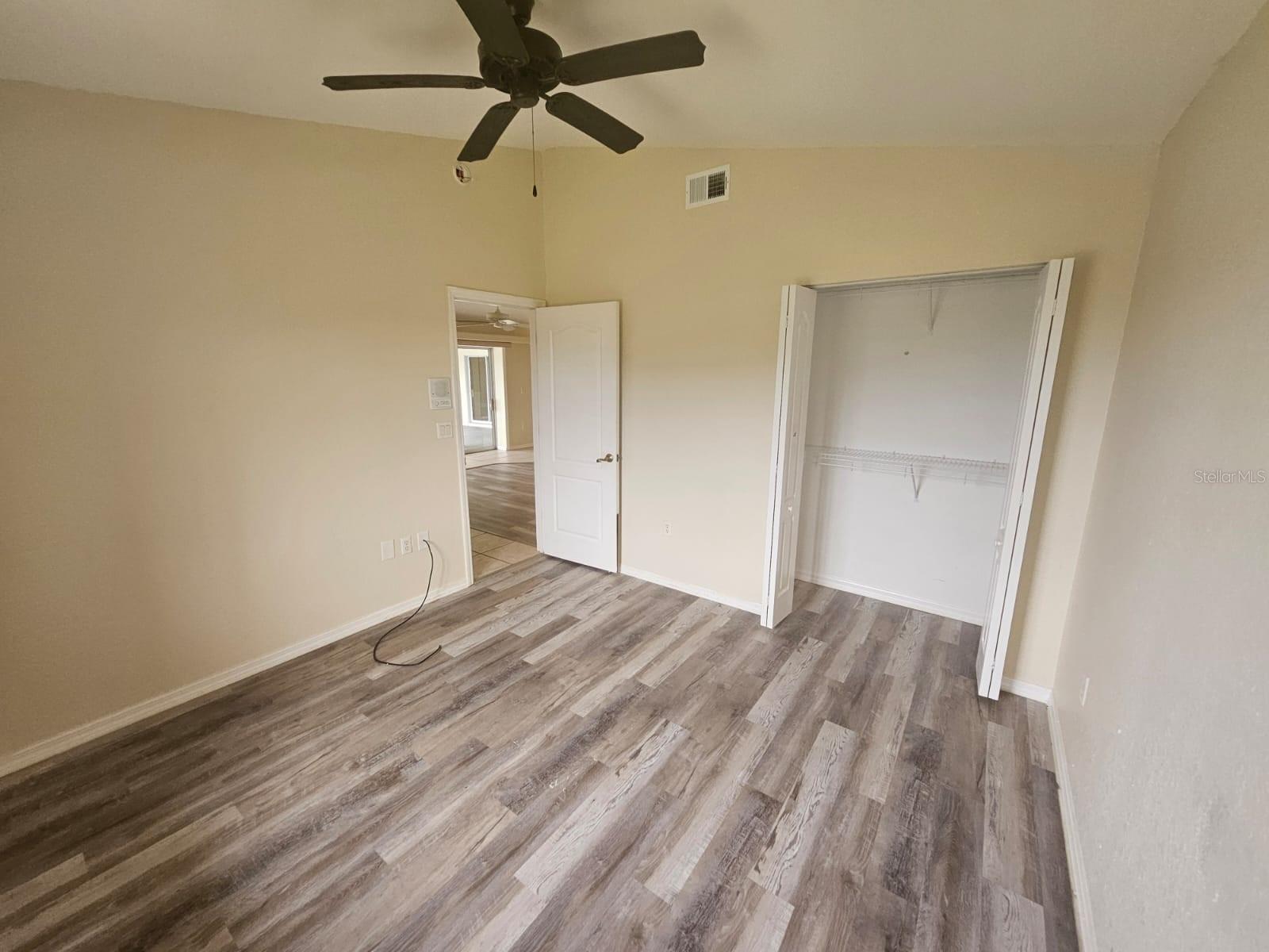 Image 10 of 24 For 9926 Gulfstream Boulevard