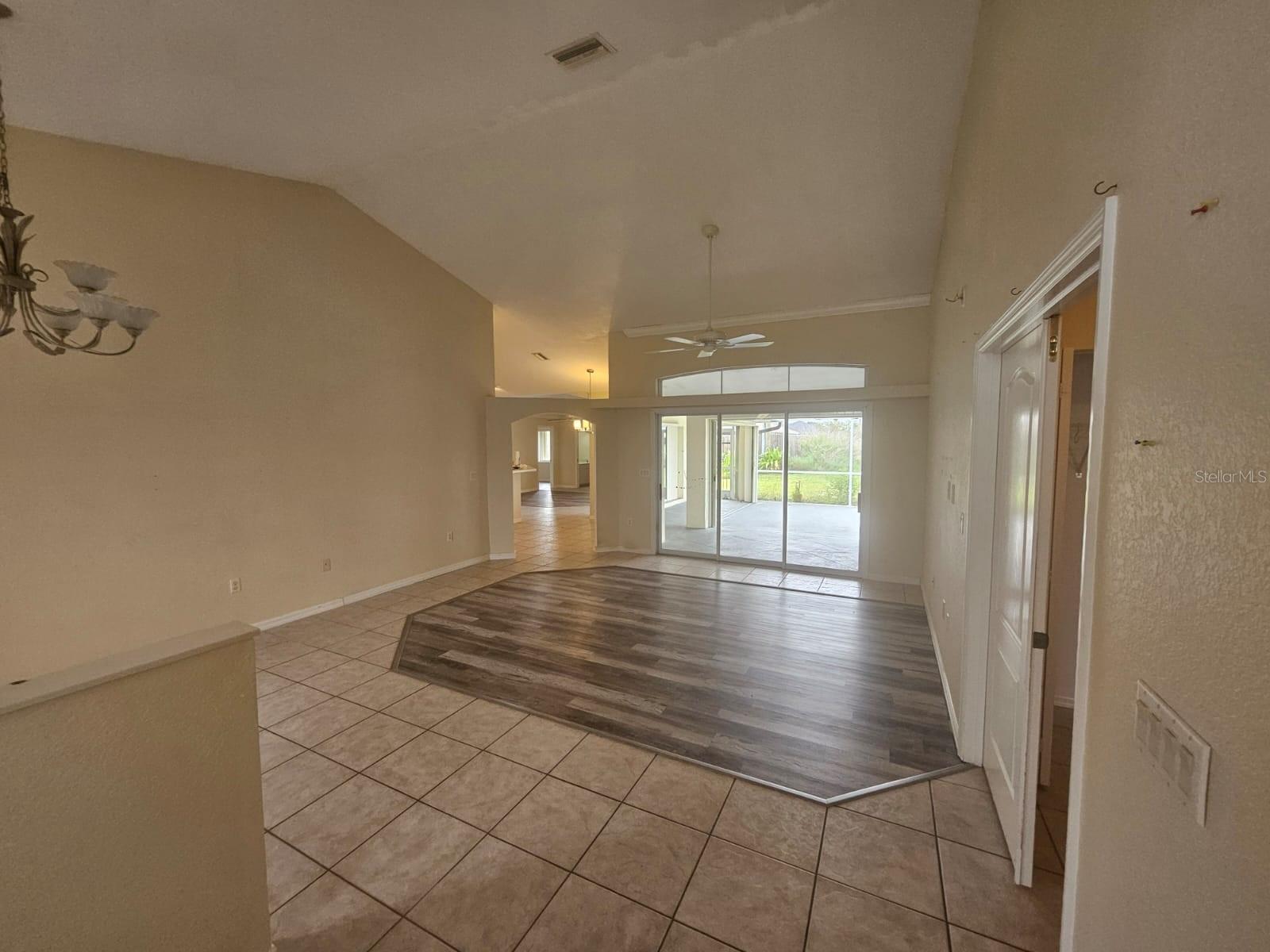 Image 4 of 24 For 9926 Gulfstream Boulevard