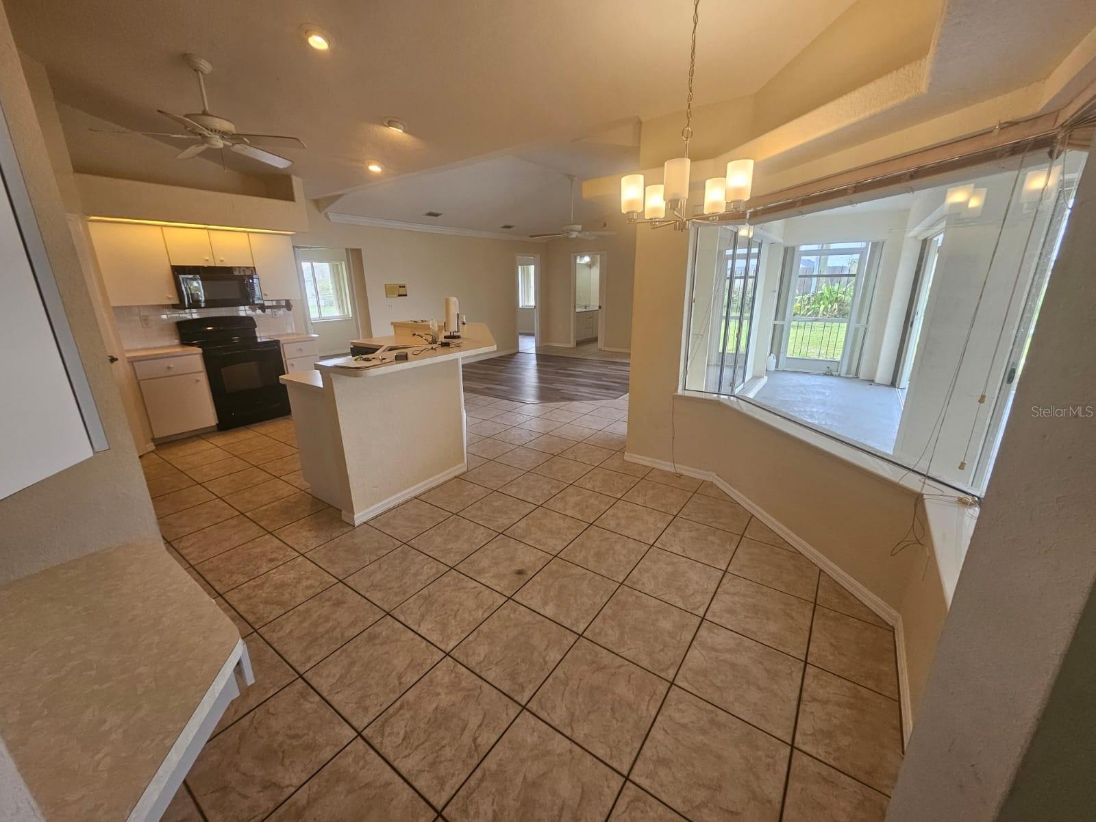 Image 8 of 24 For 9926 Gulfstream Boulevard