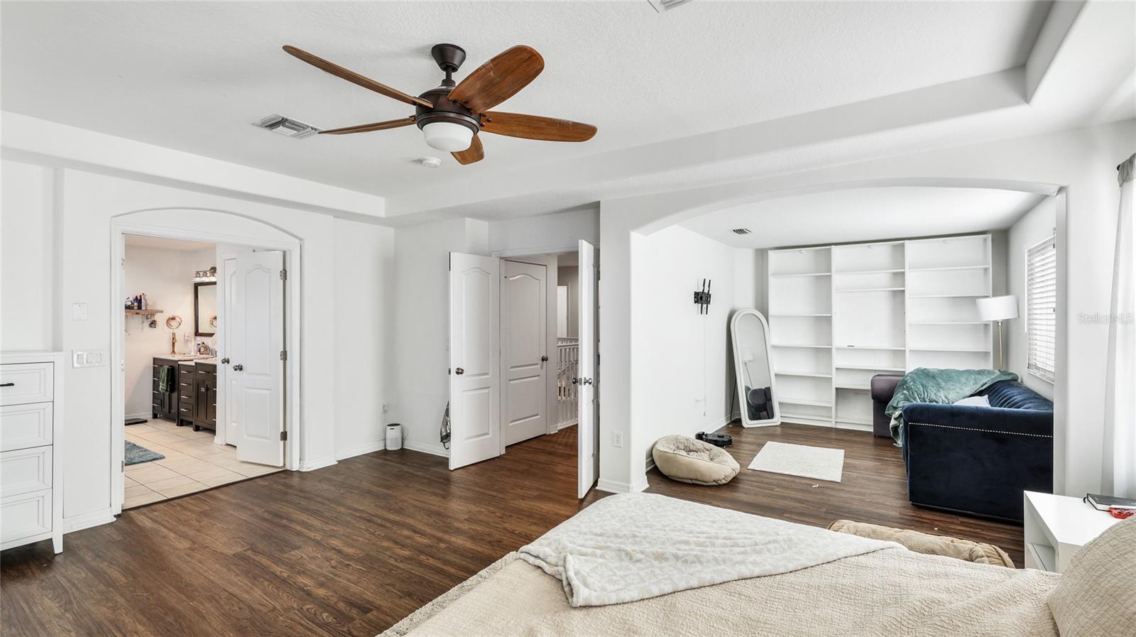 Image 17 of 47 For 8804 Founders Circle