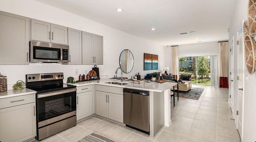 Image 10 of 18 For 8693 Daybreak Street