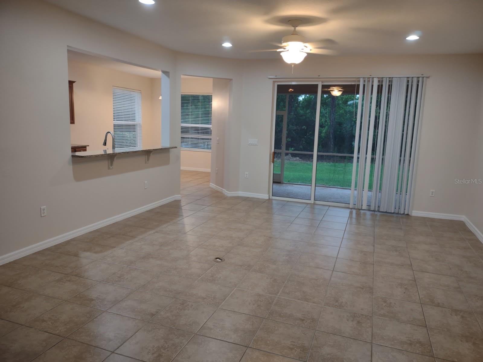 Image 5 of 10 For 6744 45th Terrace E