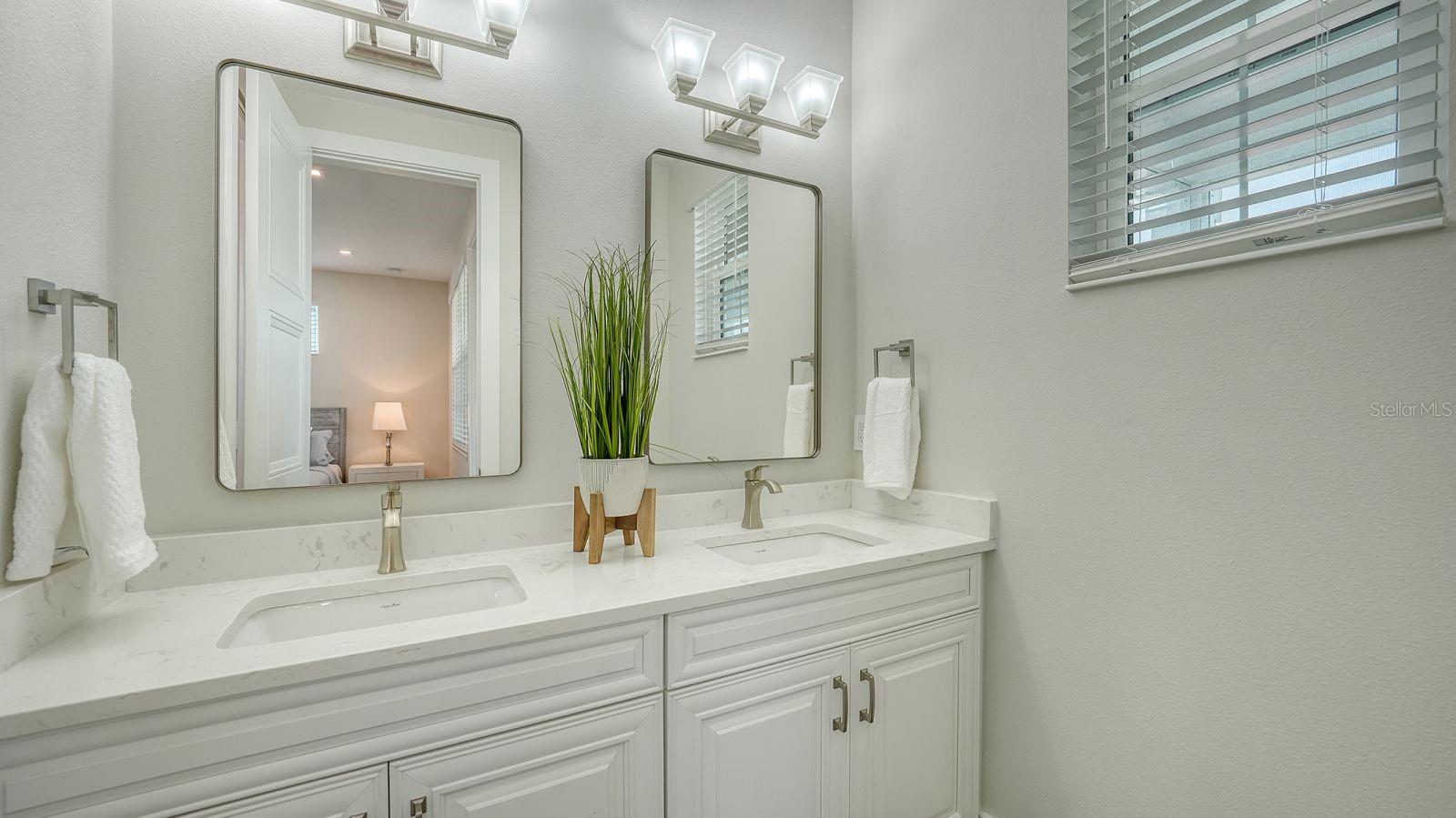 Image 27 of 38 For 4322 Marina View Way