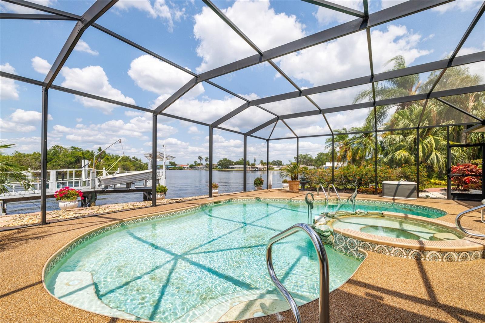Image 11 of 65 For 14544 Riverside Drive
