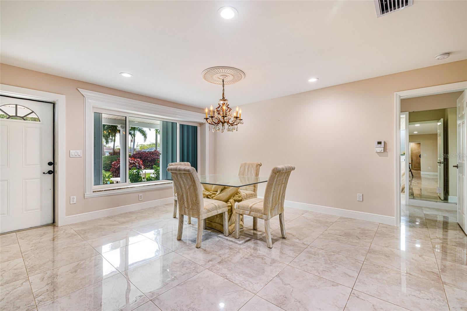 Image 32 of 65 For 14544 Riverside Drive
