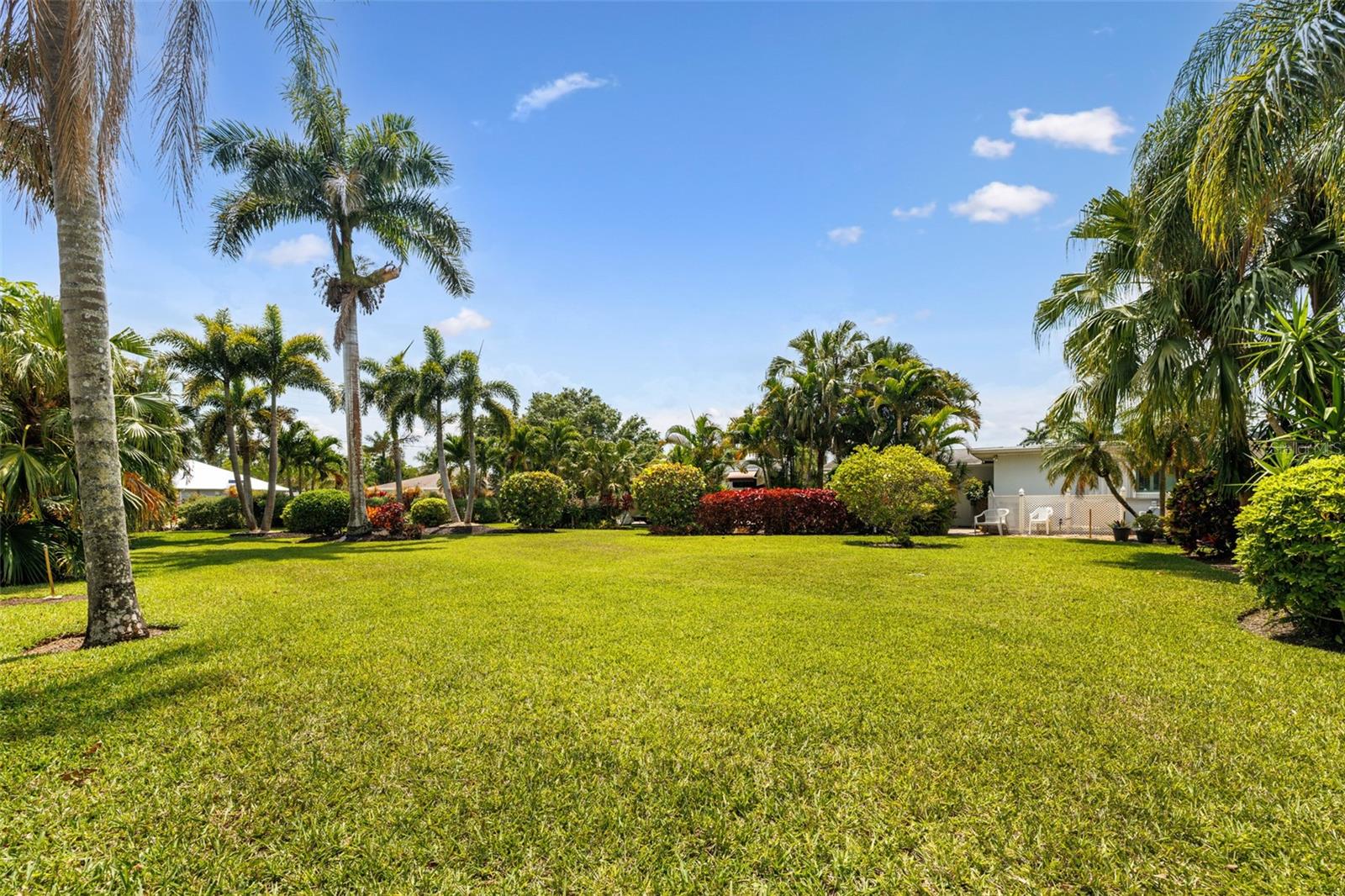 Image 48 of 65 For 14544 Riverside Drive