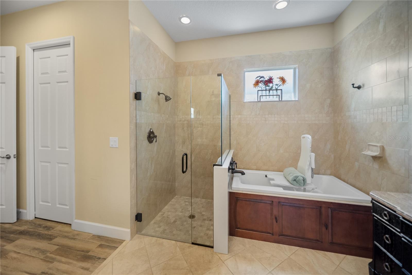 Image 13 of 55 For 305 Siena Vista Place