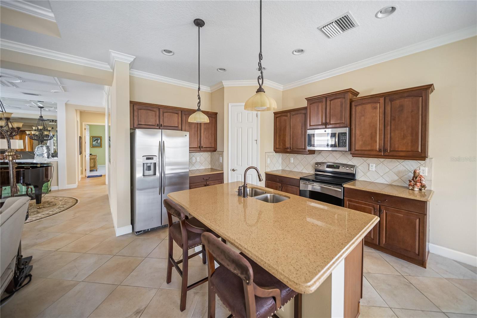 Image 5 of 55 For 305 Siena Vista Place