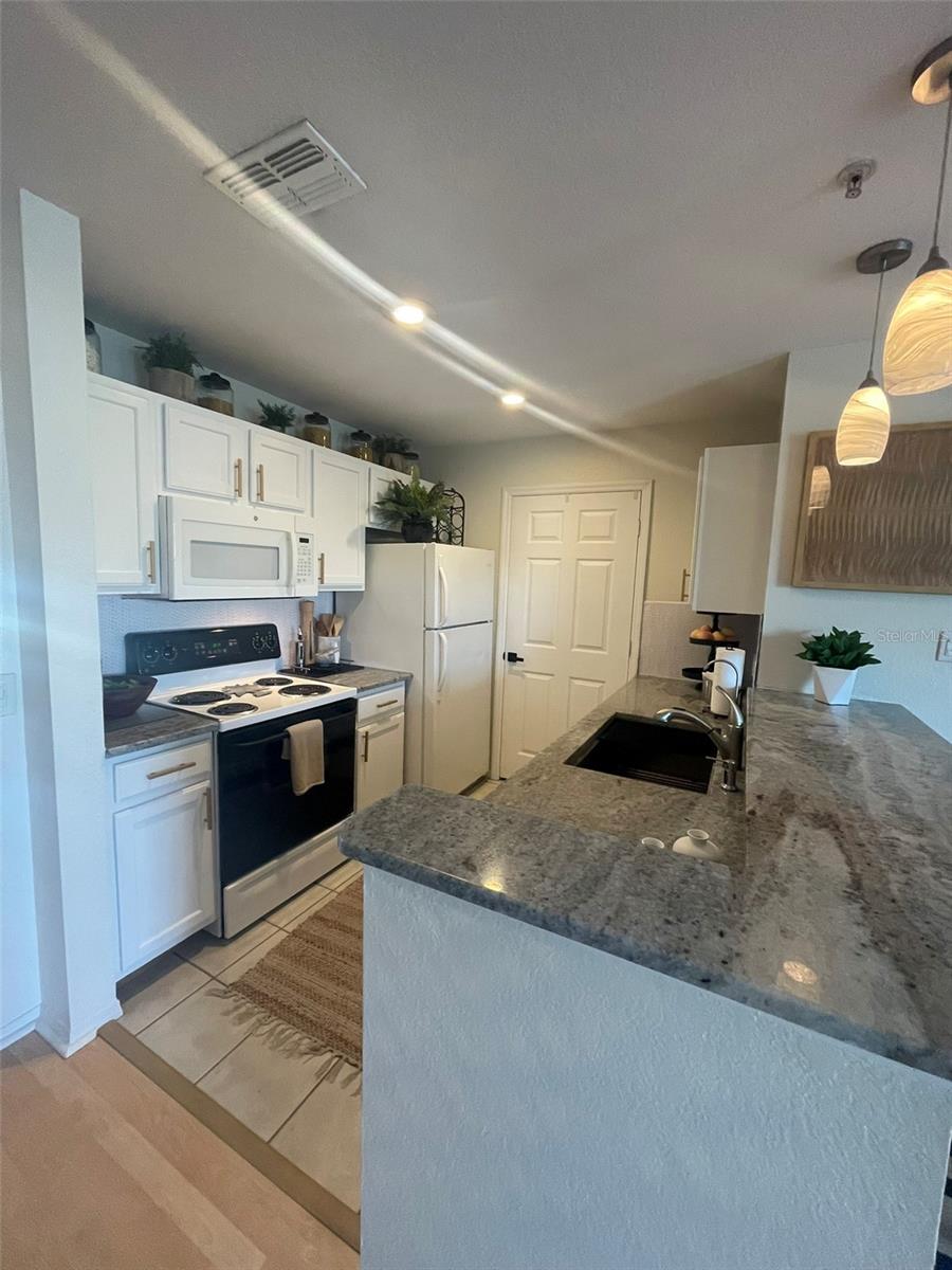 Image 2 of 50 For 4850 51st Street W 3204