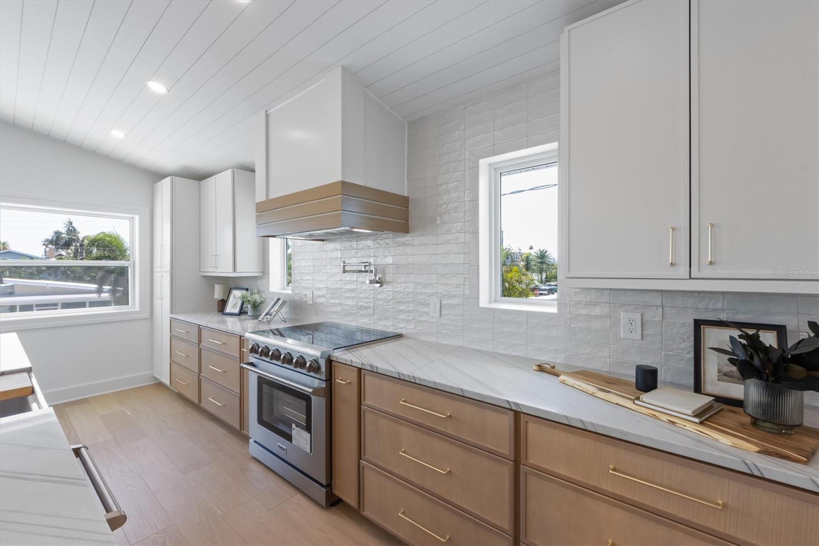 Image 13 of 51 For 616 Fern Street