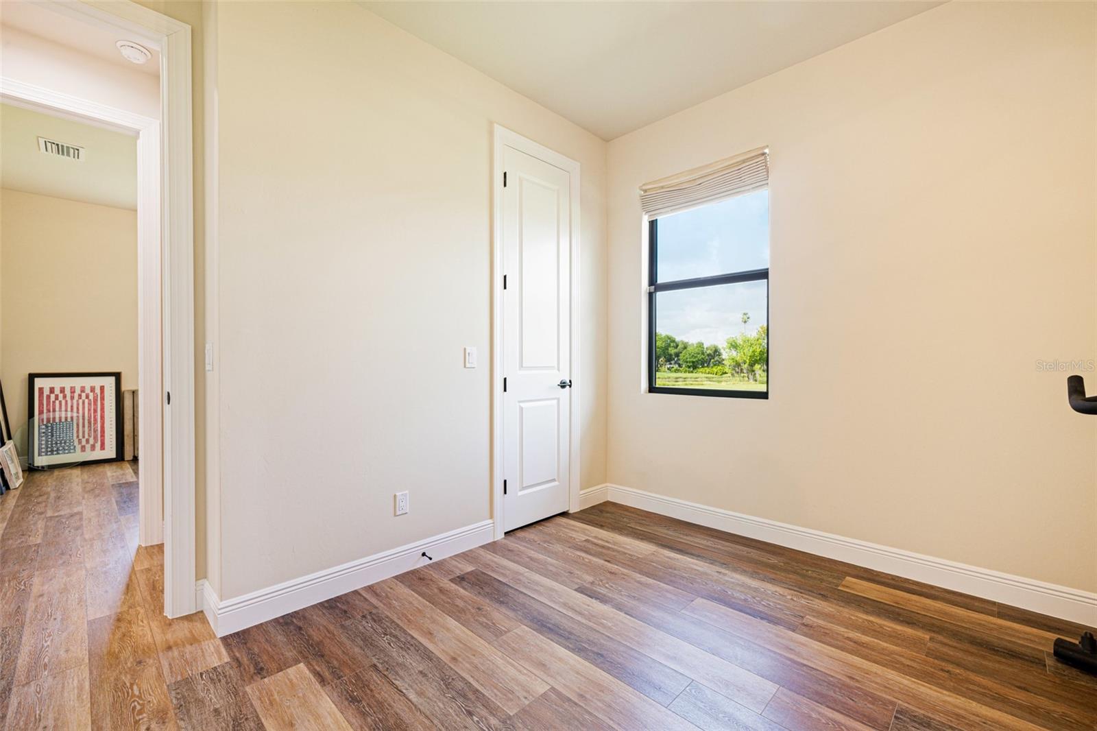 Image 29 of 44 For 16630 Willow Point Court