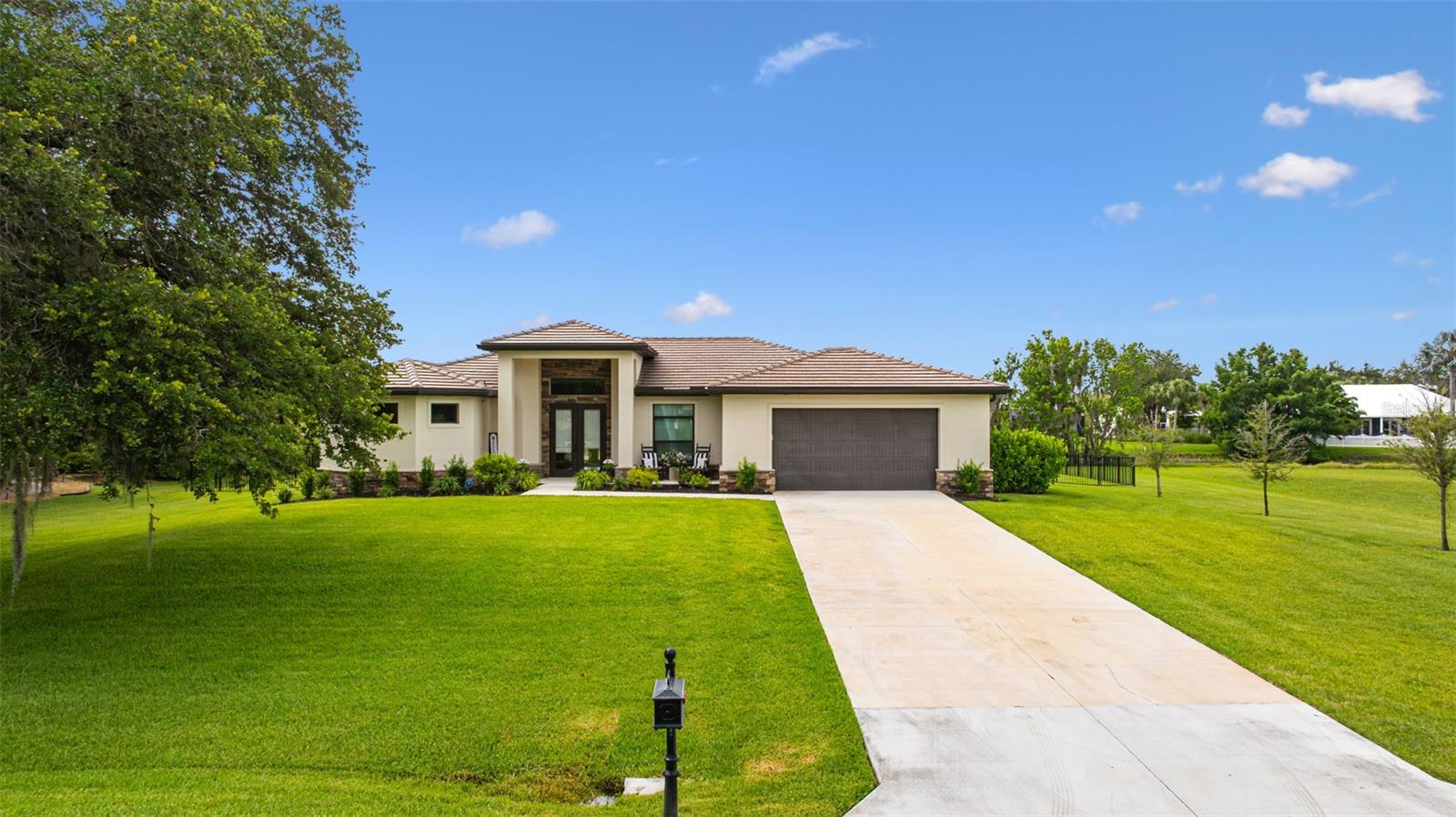Image 3 of 44 For 16630 Willow Point Court