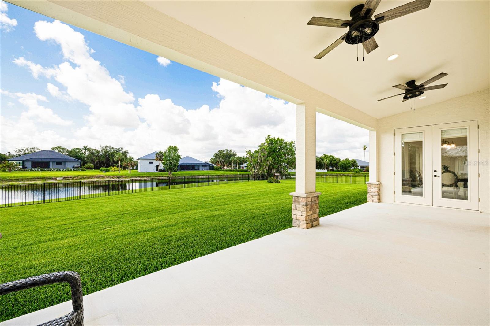 Image 35 of 44 For 16630 Willow Point Court