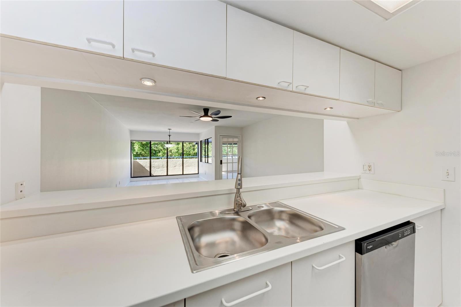 Image 17 of 57 For 835 Osprey Avenue 101