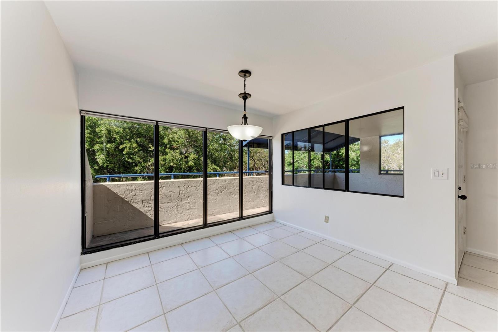 Image 20 of 57 For 835 Osprey Avenue 101