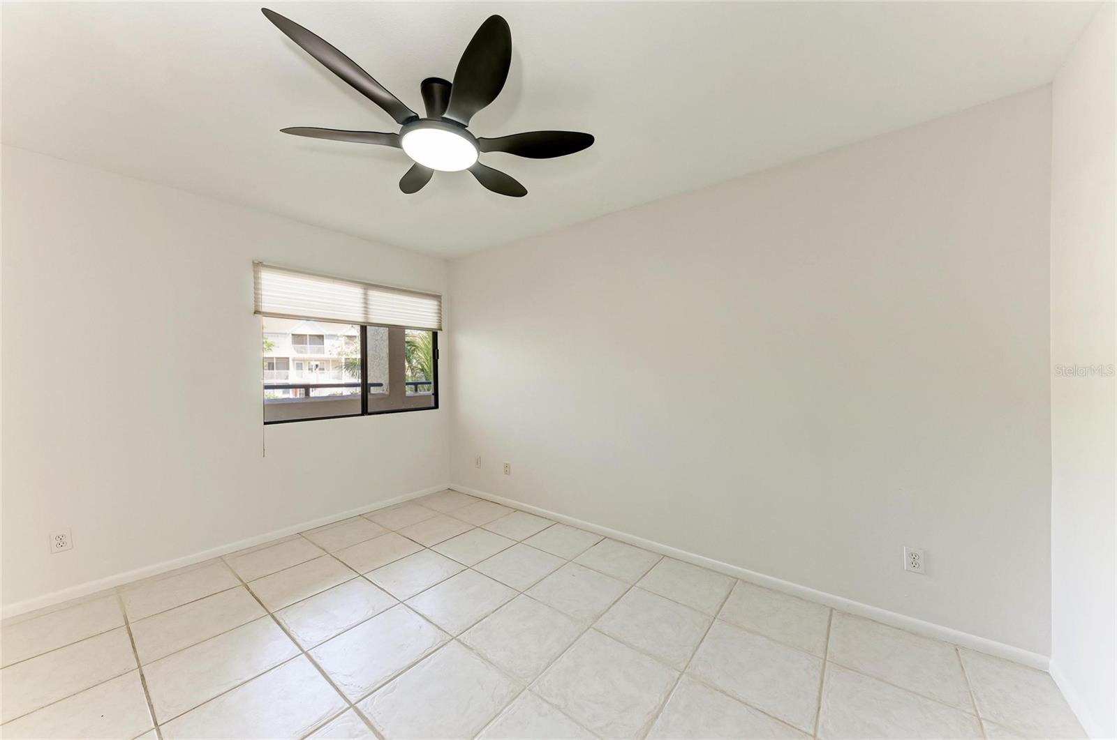 Image 25 of 57 For 835 Osprey Avenue 101